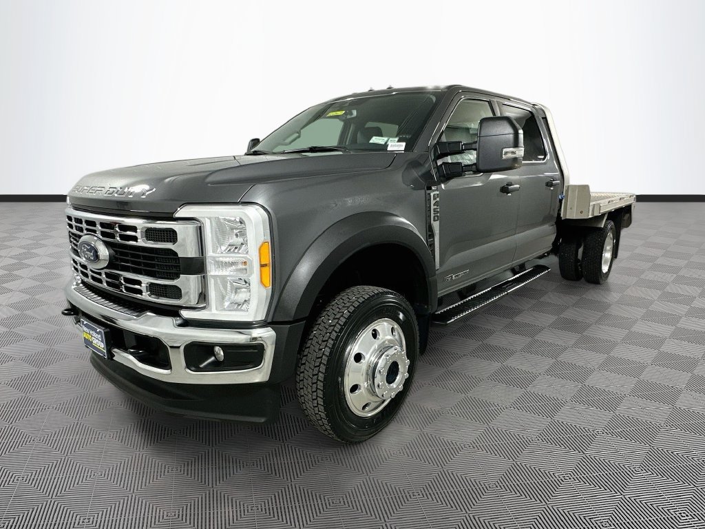 Used 2023 Ford F450 XLT w/ XLT Value Package AWD/4WD image 3