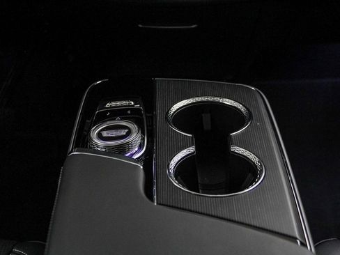 Used 2025 Cadillac Lyriq Sport image 14