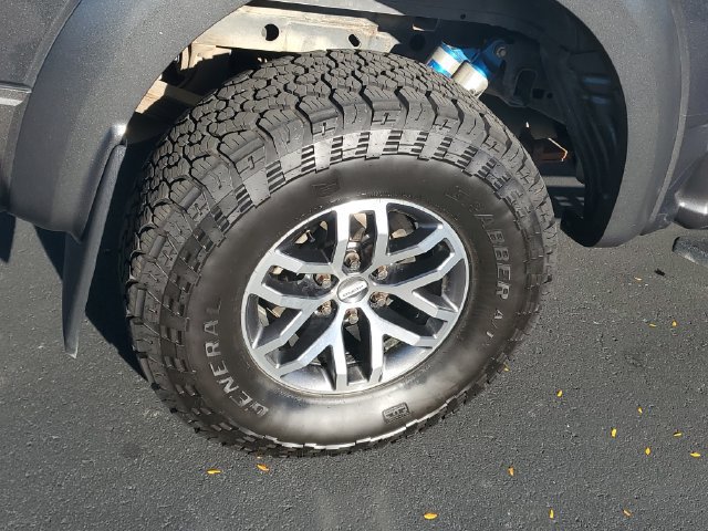 Used 2018 Ford F150 Raptor w/ Equipment Group 802A Luxury AWD/4WD image 5