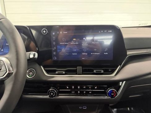 New 2026 Chevrolet Equinox LT w/ Safety and Technology Package AWD/4WD image 15