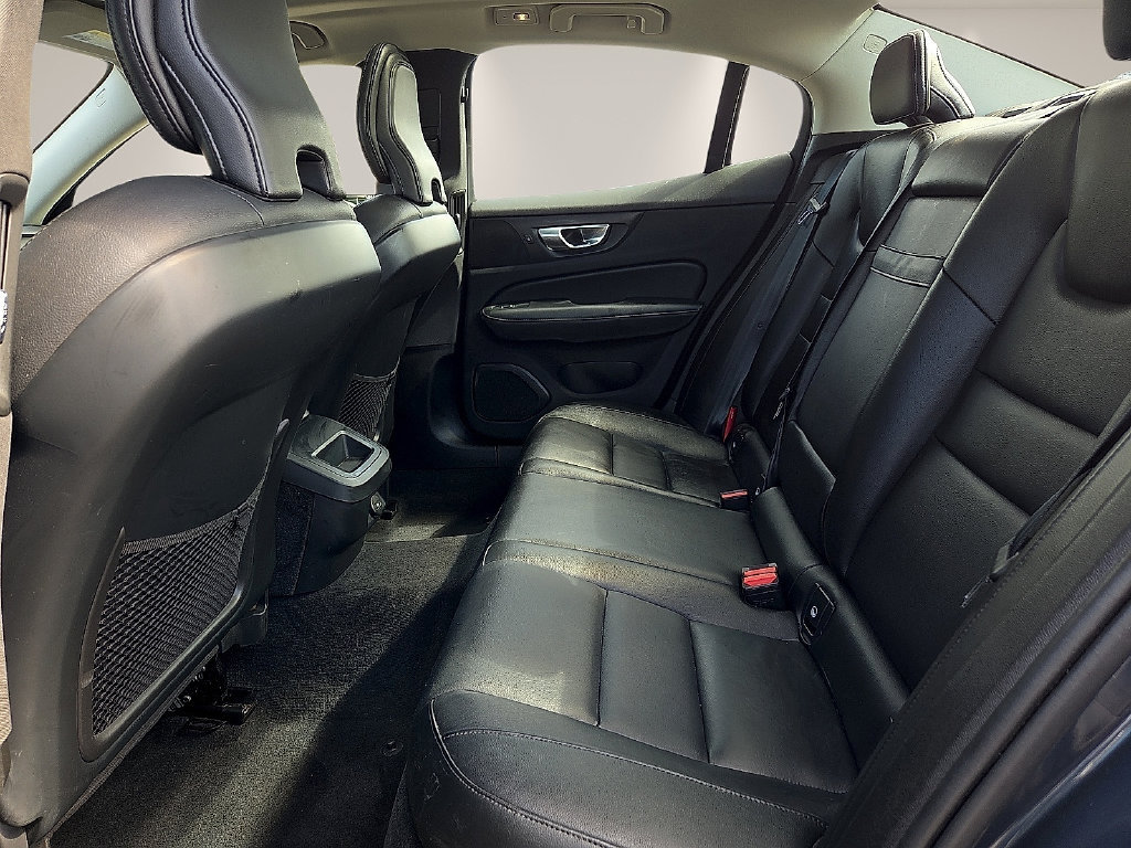 Used 2024 Volvo S60 B5 Core AWD/4WD image 11