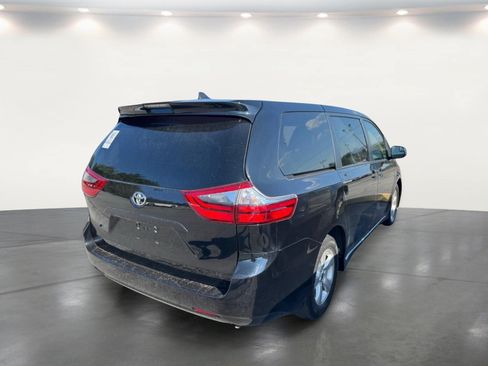 Used 2020 Toyota Sienna L FWD image 14