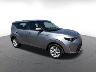 Used 2025 Kia Soul LX w/ LX Technology Package FWD video 2