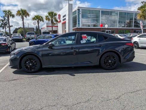 New 2026 Toyota Camry SE image 7