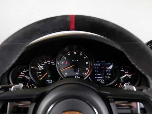 Certified 2018 Porsche 911 GT3 w/ Sport Chrono Package RWD image 19