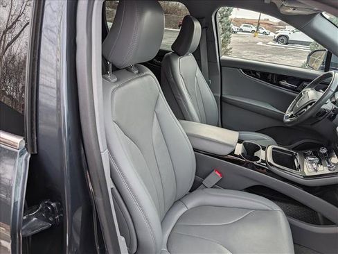 Certified 2023 Lincoln Nautilus Reserve w/ Equipment Group 201A image 14