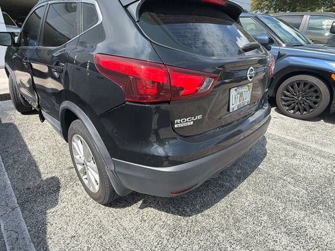 Used 2017 Nissan Rogue Sport SV AWD/4WD image 8