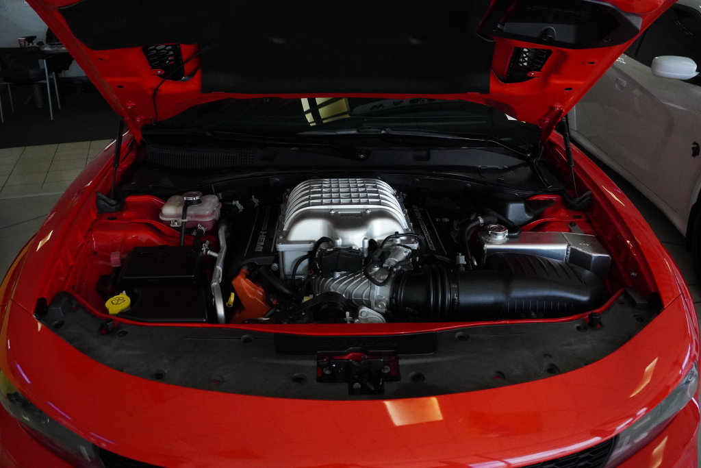 Used 2022 Dodge Charger SRT Hellcat w/ Carbon/Suede Interior Package RWD image 25