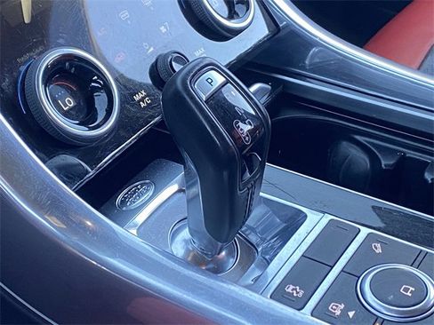 Used 2019 Land Rover Range Rover Sport HSE Dynamic image 16