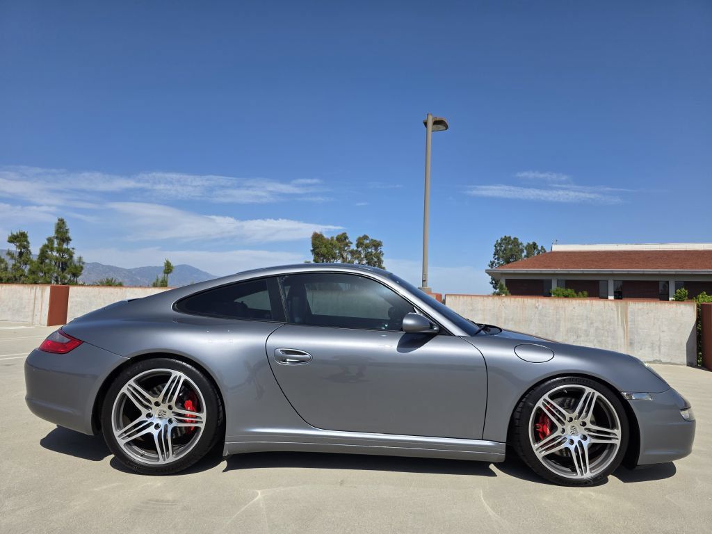 Used 2006 Porsche 911 Carrera S RWD image 6