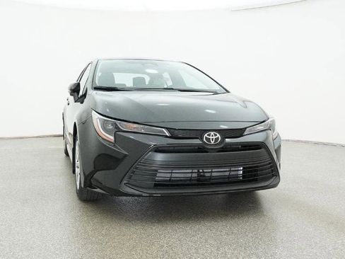 New 2026 Toyota Corolla LE image 30