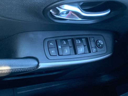 Used 2020 Jeep Cherokee Latitude Lux w/ Trailer Tow Group image 23