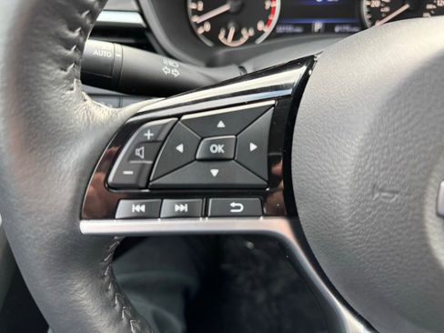 Used 2023 Nissan Altima 2.5 SL image 19