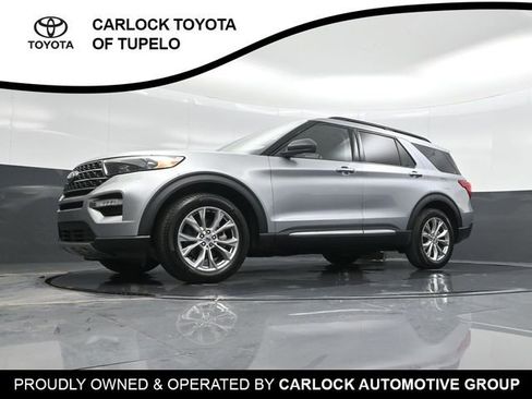 Used 2023 Ford Explorer XLT w/ Equipment Group 202A image 37