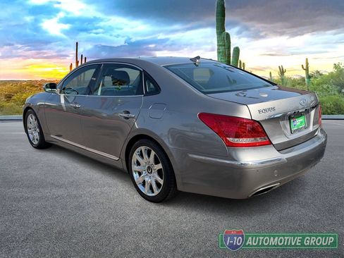 Used 2013 Hyundai Equus Signature RWD image 7