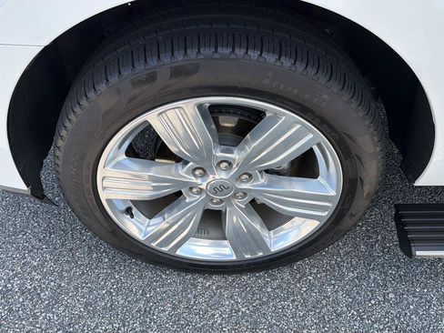Certified 2024 Ford Expedition King Ranch RWD image 41