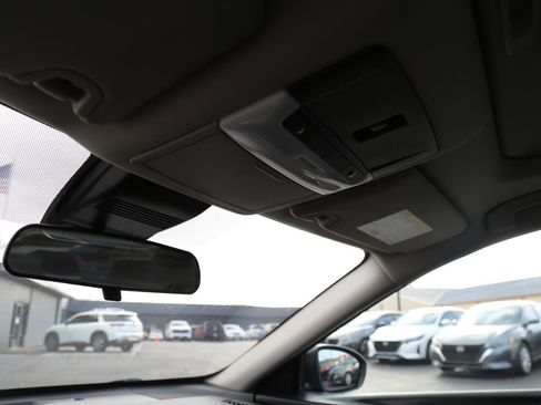 Used 2021 Nissan Altima 2.5 SV w/ SV Premium Package image 19