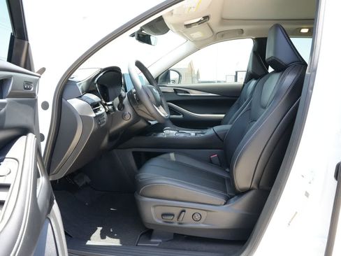 New 2027 INFINITI QX60 Luxe w/ Cargo Package FWD image 17