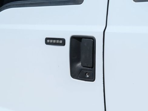 Used 2006 Ford F250 XLT image 29