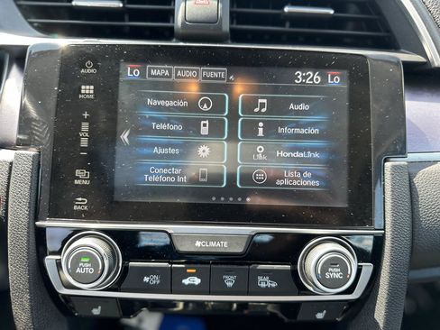 Used 2017 Honda Civic Touring image 11