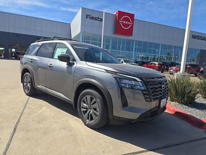 New 2026 Nissan Pathfinder SV