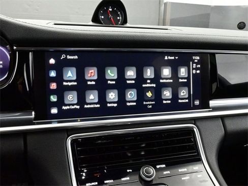 Used 2022 Porsche Panamera 4 Platinum Edition image 10