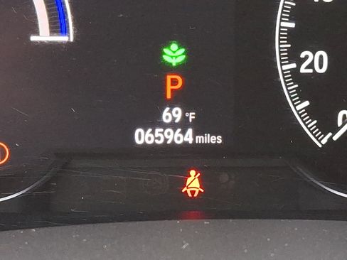 Used 2018 Honda Accord Touring image 21