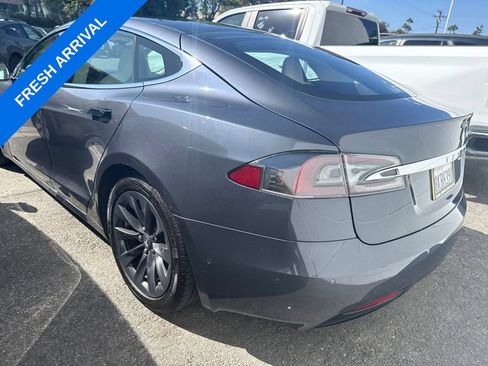 Used 2019 Tesla Model S Long Range AWD/4WD image 2