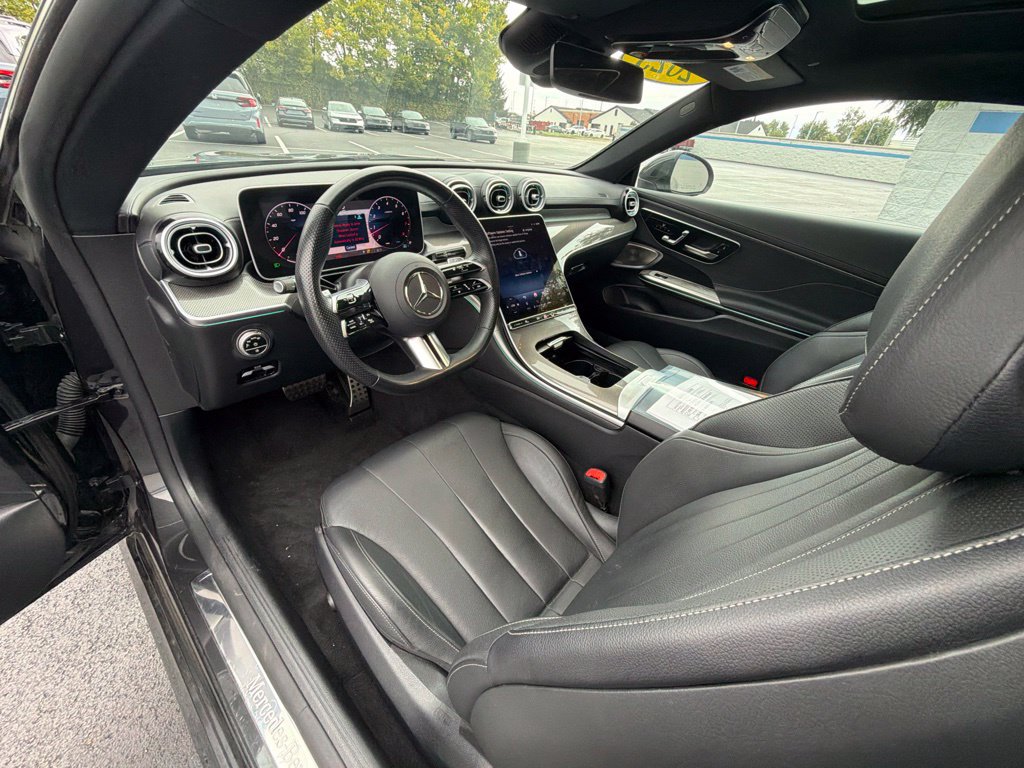 Used 2025 Mercedes-Benz CLE 300 4MATIC Coupe image 12