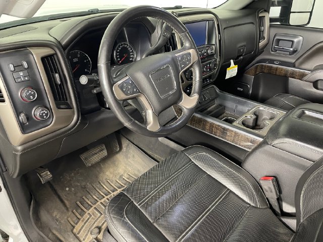 Certified 2015 GMC Sierra 2500 Denali AWD/4WD image 3