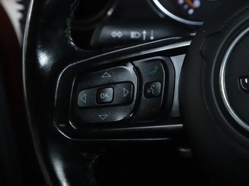 Used 2021 Jeep Wrangler Unlimited Sport AWD/4WD image 22