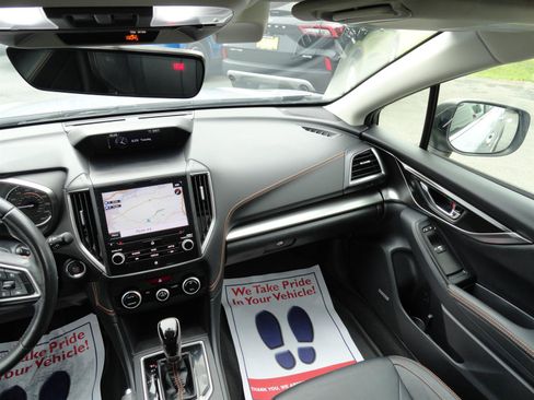 Used 2019 Subaru Crosstrek 2.0i Limited w/ Moonroof Package w/Navigation AWD/4WD image 21