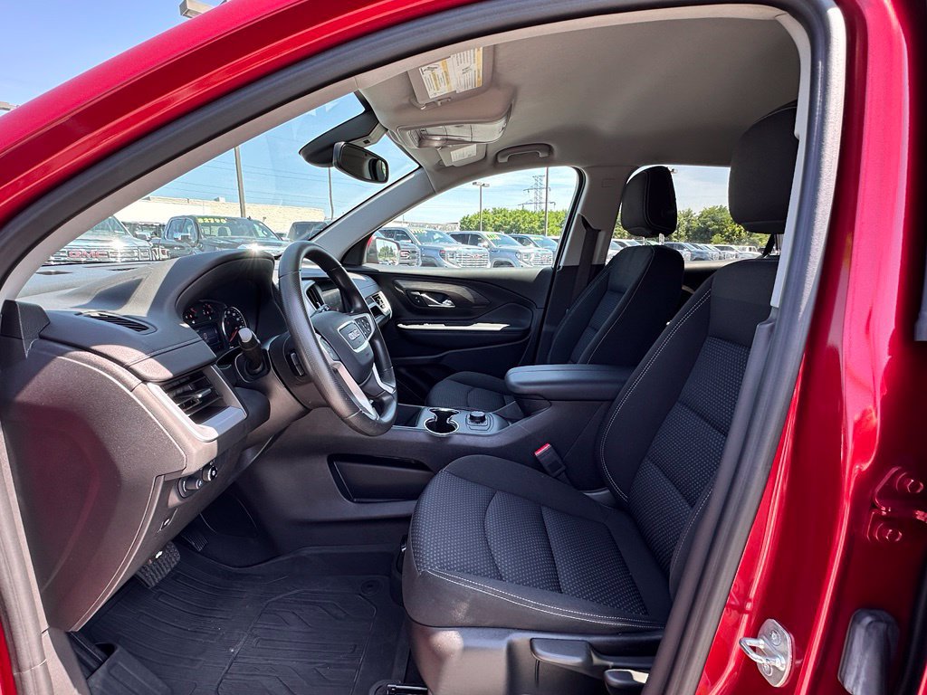 Used 2023 GMC Terrain SLE AWD/4WD image 19