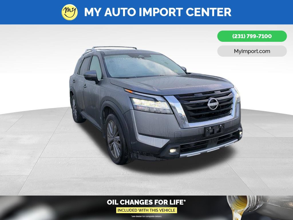 Used 2024 Nissan Pathfinder SL w/ SL Premium Package AWD/4WD image 1