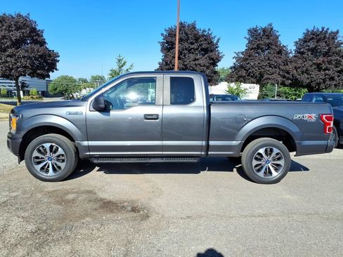 Used 2020 Ford F150 XL w/ Equipment Group 101A Mid AWD/4WD image 2