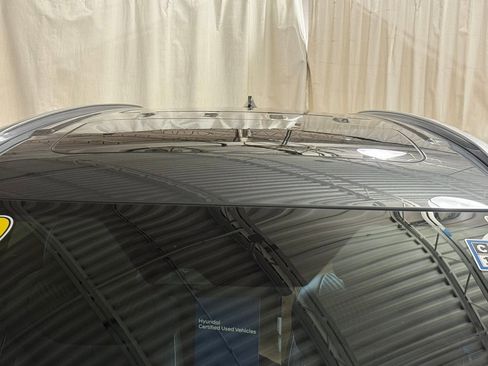 Used 2024 Hyundai Palisade Calligraphy image 19