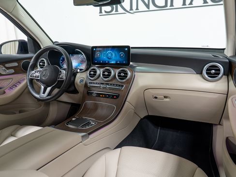 Certified 2022 Mercedes-Benz GLC 300 4MATIC w/ Premium Package Lite image 14