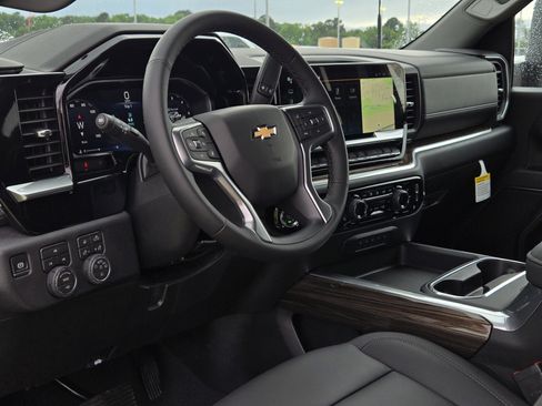 New 2026 Chevrolet Silverado 2500 LT w/ Texas Edition AWD/4WD image 15