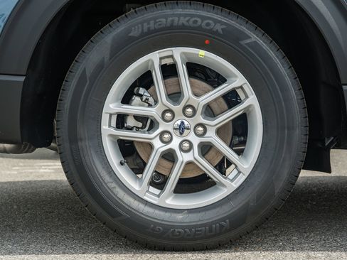 New 2026 Ford Explorer Active image 17