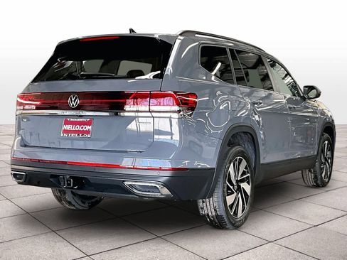 New 2026 Volkswagen Atlas SE image 4