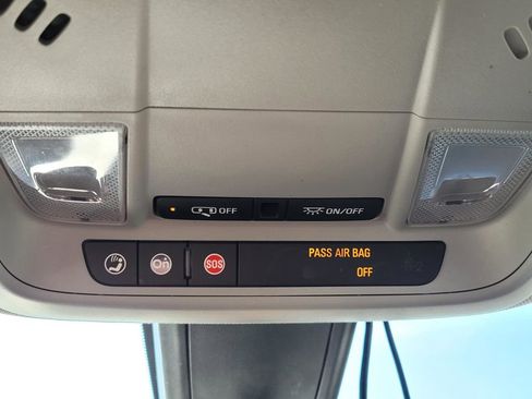 Used 2017 Chevrolet Malibu LT w/ Sport Package image 27