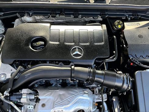 Certified 2021 Mercedes-Benz CLA 250 4MATIC image 34