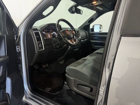 Used 2022 RAM 1500 Classic Warlock AWD/4WD image 17
