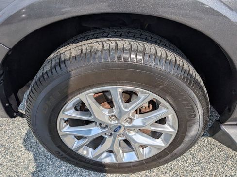 Used 2017 Ford Expedition EL Limited image 12