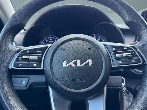 Used 2023 Kia Forte LXS FWD image 11