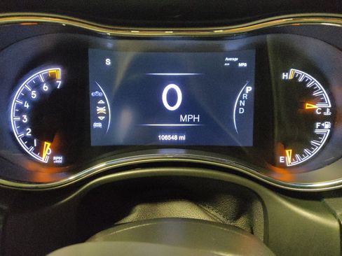 Used 2022 Jeep Grand Cherokee Limited RWD image 23