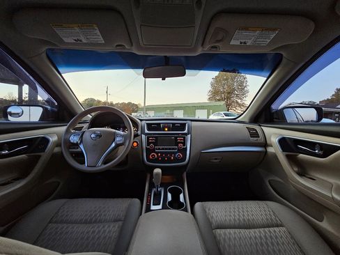 Used 2017 Nissan Altima 2.5 S w/ Power Driver Seat Package image 34