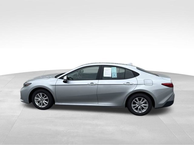 Used 2025 Toyota Camry LE w/ Convenience Package AWD/4WD image 5