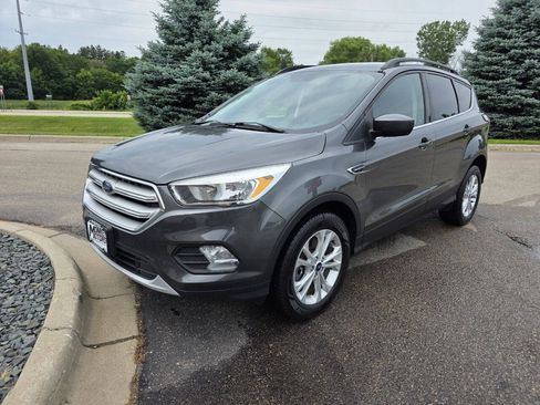 Used 2018 Ford Escape SE AWD/4WD image 5