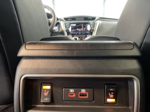 Used 2024 Nissan Murano Platinum w/ Cargo Package image 7